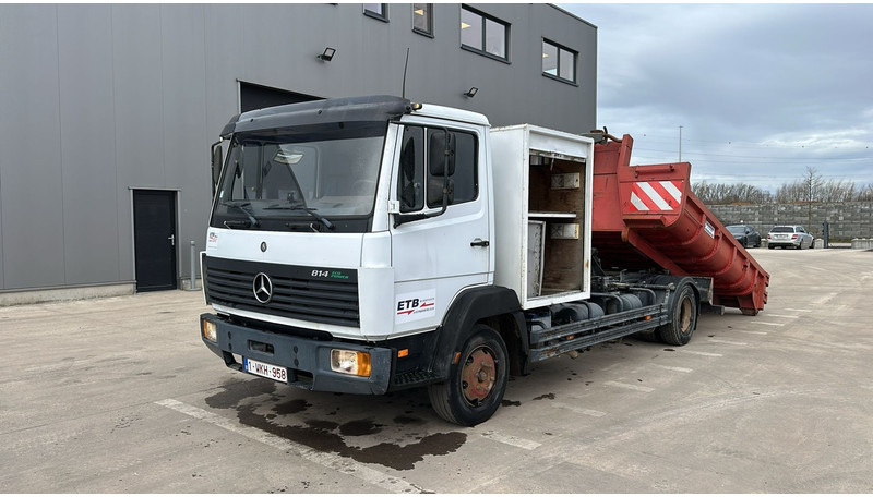 Mercedes-Benz SK 814 (BELGIAN TRUCK / HOOK / PERFECT CONDITION !!! / WITH CONTAINER / 363000 KM !!!! ) - Camião polibenne: foto 1 Mercedes-Benz SK 814 (BELGIAN TRUCK / HOOK / PERFECT CONDITION !!! / WITH CONTAINER / 363000 KM !!!! ) - Camião polibenne: foto 1