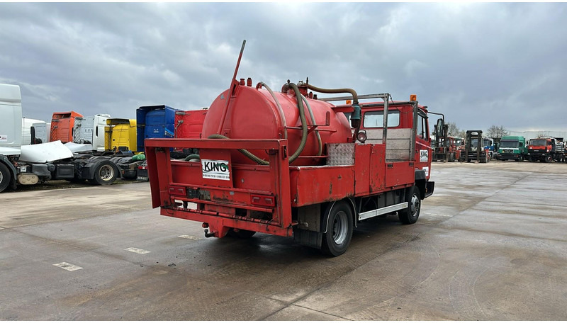 Mercedes-Benz SK 814 (VIDANGEUR / VACUUM / AUXILAIRY / SPER / STEEL SUSP. / LAMES) - Caminhão limpa fossa: foto 5 Mercedes-Benz SK 814 (VIDANGEUR / VACUUM / AUXILAIRY / SPER / STEEL SUSP. / LAMES) - Caminhão limpa fossa: foto 5