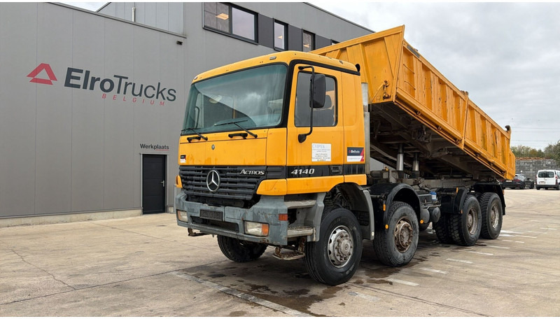 Mercedes-Benz actros 4140 (EPS / 8X6 / LAMES / GRAND PONT / BIG AXLE / STEEL SUSP. / V6) - Camião basculante: foto 1 Mercedes-Benz actros 4140 (EPS / 8X6 / LAMES / GRAND PONT / BIG AXLE / STEEL SUSP. / V6) - Camião basculante: foto 1