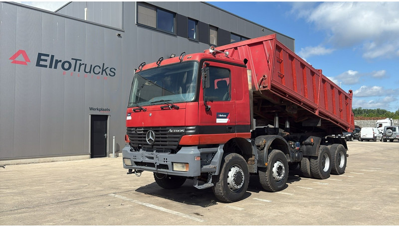 Mercedes-Benz actros 4140 (EPS / 8X6 / LAMES / GRAND PONT / GRAND BENNE / 3 PONTS / TRES BONNE ETAT) - Camião basculante: foto 1 Mercedes-Benz actros 4140 (EPS / 8X6 / LAMES / GRAND PONT / GRAND BENNE / 3 PONTS / TRES BONNE ETAT) - Camião basculante: foto 1
