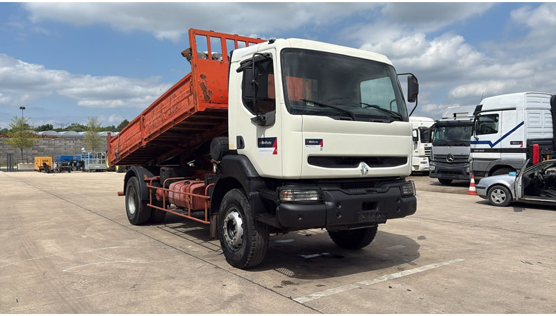 Renault KERAX 340 (BOITE MANUELLE / GRAND PONT / LAMES / MANUAL GEARBOX) - Camião basculante: foto 3 Renault KERAX 340 (BOITE MANUELLE / GRAND PONT / LAMES / MANUAL GEARBOX) - Camião basculante: foto 3