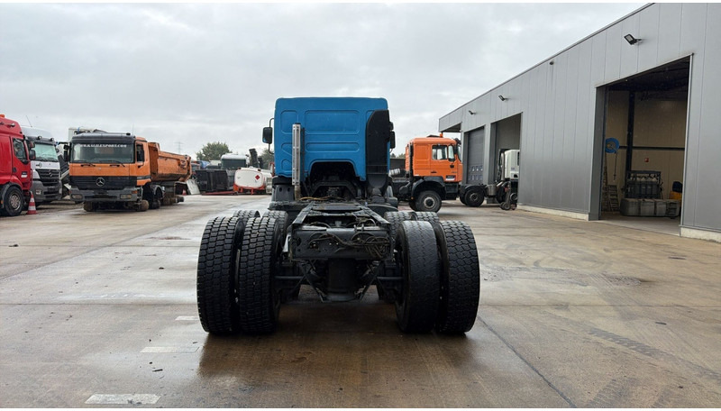 Renault KERAX 420 (LAMES / GRAND PONT / STEEL SUSP. / BIG AXLE / MANUAL GEARBOX / BOITE MANUELLE) - Camião chassi: foto 5 Renault KERAX 420 (LAMES / GRAND PONT / STEEL SUSP. / BIG AXLE / MANUAL GEARBOX / BOITE MANUELLE) - Camião chassi: foto 5