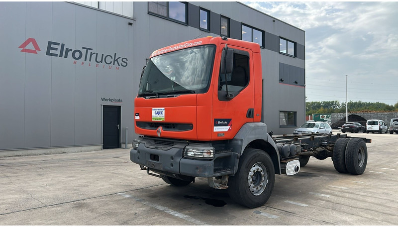 Renault Kerax 370 (GRAND PONT / LAMES / PROPRE / BOITE MANUELLE / STEEL SUSP.) - Camião chassi: foto 1 Renault Kerax 370 (GRAND PONT / LAMES / PROPRE / BOITE MANUELLE / STEEL SUSP.) - Camião chassi: foto 1
