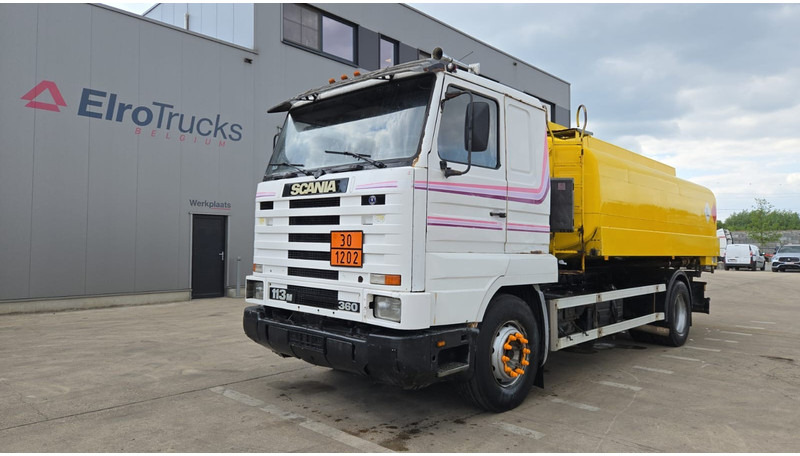 Scania 113-360 (13500L / POMPE MANUELLE / MANUAL PUMP / TOP CONDITION / WITH PUMP + COUNTER !!) - Camião cisterna: foto 1 Scania 113-360 (13500L / POMPE MANUELLE / MANUAL PUMP / TOP CONDITION / WITH PUMP + COUNTER !!) - Camião cisterna: foto 1