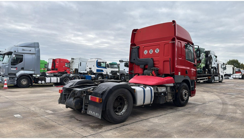DAF CF 85.410 (BOITE MANUELLE / MANUAL GEARBOX) - Tractor: foto 4 DAF CF 85.410 (BOITE MANUELLE / MANUAL GEARBOX) - Tractor: foto 4