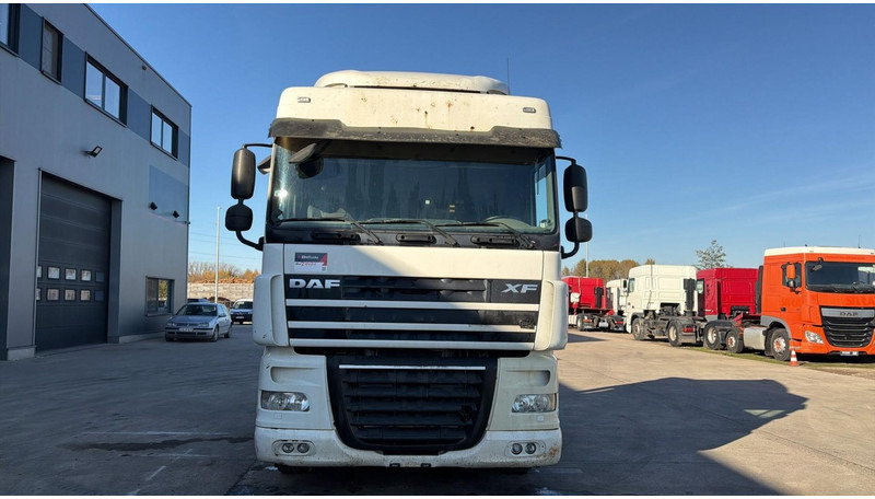 DAF XF 105.460 (BOITE MANUELLE / MANUAL GEARBOX) - Tractor: foto 2 DAF XF 105.460 (BOITE MANUELLE / MANUAL GEARBOX) - Tractor: foto 2