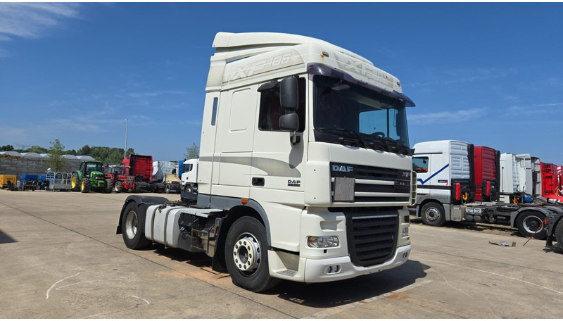 DAF XF 105.460 (BOITE MANUELLE / MANUAL GEARBOX / PROPRE / BONNE ETAT) - Tractor: foto 3 DAF XF 105.460 (BOITE MANUELLE / MANUAL GEARBOX / PROPRE / BONNE ETAT) - Tractor: foto 3