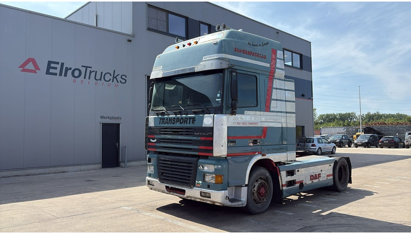 DAF XF 95.430 (EURO 3 / MANUAL GEARBOX / BOITE MANUELLE) - Tractor: foto 1 DAF XF 95.430 (EURO 3 / MANUAL GEARBOX / BOITE MANUELLE) - Tractor: foto 1
