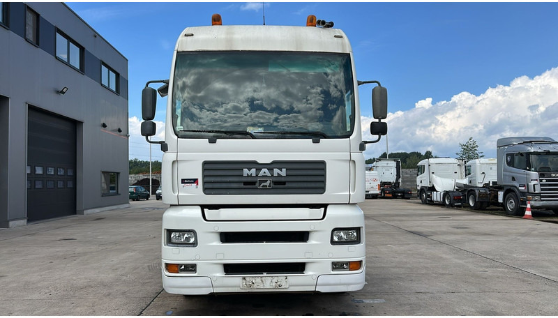 MAN TGA 18.410 (MANUAL PUMP / POMPE MANUELLE / MANUAL GEARBOX / BOITE MANUELLE) - Tractor: foto 4 MAN TGA 18.410 (MANUAL PUMP / POMPE MANUELLE / MANUAL GEARBOX / BOITE MANUELLE) - Tractor: foto 4