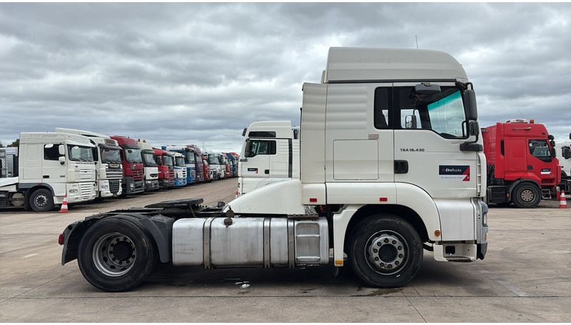MAN TGA 18.430 (PTO / POMPE HYDRAULIQUE / MANUAL GEARBOX / BOITE MANUELLE / HYDRAULIC PUMP) - Tractor: foto 3 MAN TGA 18.430 (PTO / POMPE HYDRAULIQUE / MANUAL GEARBOX / BOITE MANUELLE / HYDRAULIC PUMP) - Tractor: foto 3