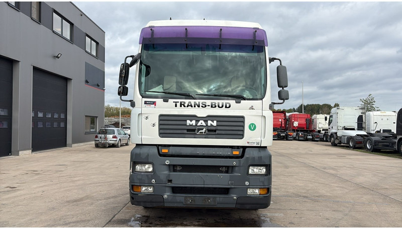 MAN TGA 18.440 (BOITE MANUELLE / PTO / POMPE HYDRAULIQUE / MANUAL GEARBOX / HYDRAULIC PUMP) - Tractor: foto 2 MAN TGA 18.440 (BOITE MANUELLE / PTO / POMPE HYDRAULIQUE / MANUAL GEARBOX / HYDRAULIC PUMP) - Tractor: foto 2