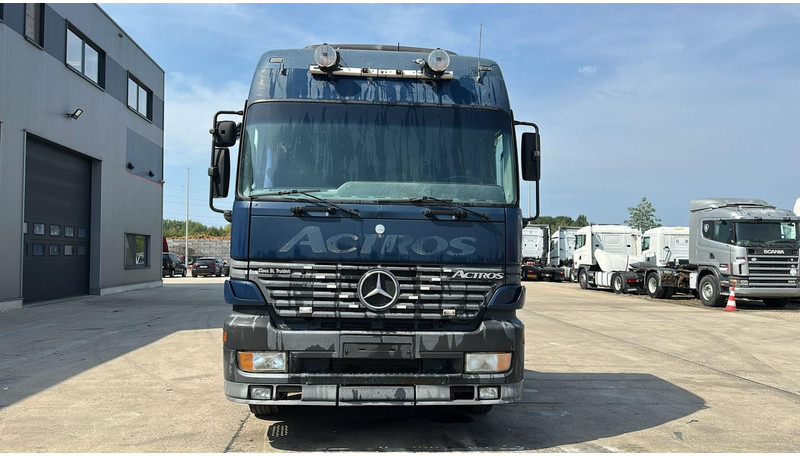 Mercedes-Benz Actros 1835 (EPS / V6 / 3 PEDALES / MP1 / PTO) - Tractor: foto 2 Mercedes-Benz Actros 1835 (EPS / V6 / 3 PEDALES / MP1 / PTO) - Tractor: foto 2