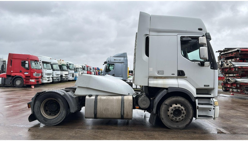 Renault Premium 420 (MANUAL GEARBOX / BOITE MANUELLE) - Tractor: foto 3 Renault Premium 420 (MANUAL GEARBOX / BOITE MANUELLE) - Tractor: foto 3