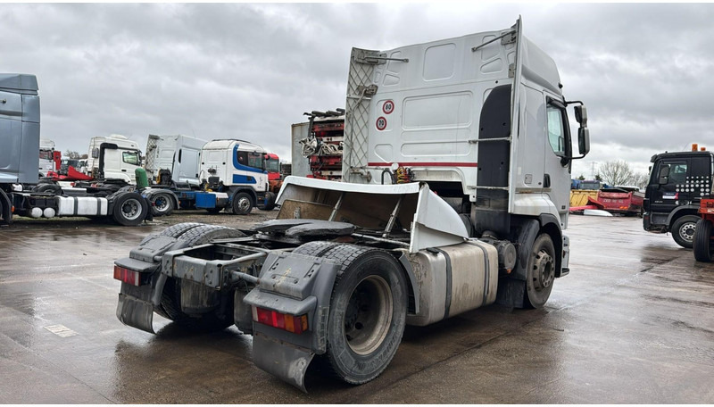 Renault Premium 420 (MANUAL GEARBOX / BOITE MANUELLE) - Tractor: foto 4 Renault Premium 420 (MANUAL GEARBOX / BOITE MANUELLE) - Tractor: foto 4