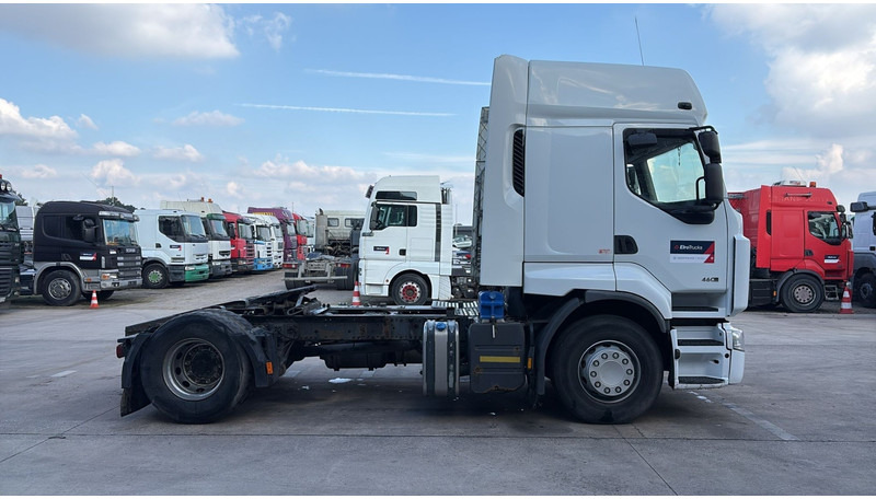 Renault Premium 460 DXI (GOOD CONDITION / AIRCO / AC / BOITE MANUELLE / MANUAL GEARBOX) - Tractor: foto 4 Renault Premium 460 DXI (GOOD CONDITION / AIRCO / AC / BOITE MANUELLE / MANUAL GEARBOX) - Tractor: foto 4