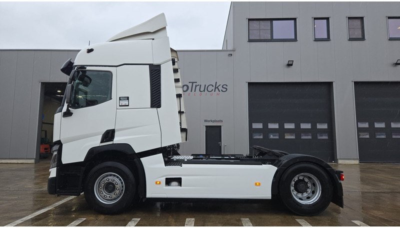 Renault T440 (BELGIAN TRUCK / ACC / FRIGO / NAVI / COLLISSION WARNING / LANE WARNING / 2 TANKS / LOW KM !!!!) - Tractor: foto 2 Renault T440 (BELGIAN TRUCK / ACC / FRIGO / NAVI / COLLISSION WARNING / LANE WARNING / 2 TANKS / LOW KM !!!!) - Tractor: foto 2
