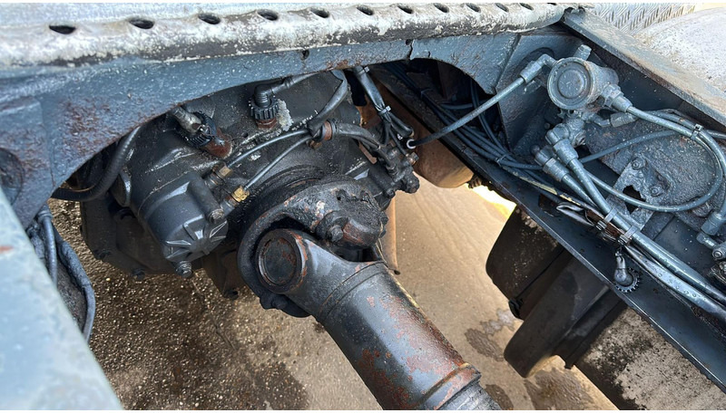 Tractor Scania 124-420 Topline (MANUAL GEARBOX / BOITE MANUELLE): foto 13 Tractor Scania 124-420 Topline (MANUAL GEARBOX / BOITE MANUELLE): foto 13