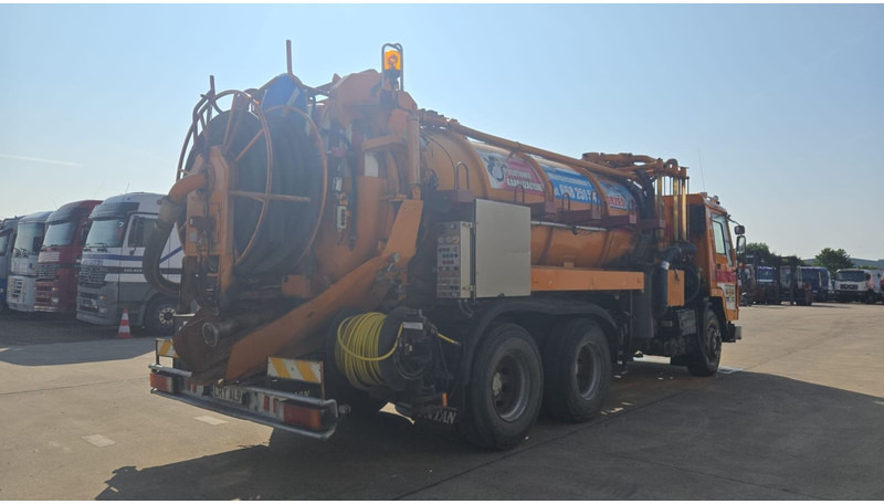 Volvo FL 10 - 320 (10500L + 1500L / 10 TYRES FULL STEEL / HIGH PRESSURE + VACUUM / POMPE MANUELLE / MANUAL PUMP) - Caminhão limpa fossa: foto 5 Volvo FL 10 - 320 (10500L + 1500L / 10 TYRES FULL STEEL / HIGH PRESSURE + VACUUM / POMPE MANUELLE / MANUAL PUMP) - Caminhão limpa fossa: foto 5