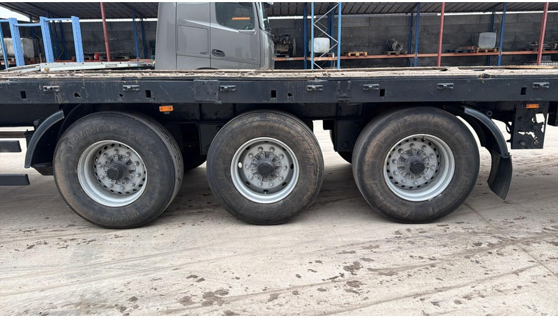 Zaslaw d-651 (DRUM BRAKES / FREINS TAMBOURS) - Semi-reboque plataforma/ Caixa aberta: foto 5 Zaslaw d-651 (DRUM BRAKES / FREINS TAMBOURS) - Semi-reboque plataforma/ Caixa aberta: foto 5