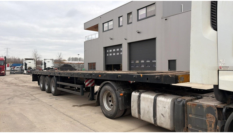 Zaslaw d-651 (DRUM BRAKES / FREINS TAMBOURS) - Semi-reboque plataforma/ Caixa aberta: foto 2 Zaslaw d-651 (DRUM BRAKES / FREINS TAMBOURS) - Semi-reboque plataforma/ Caixa aberta: foto 2