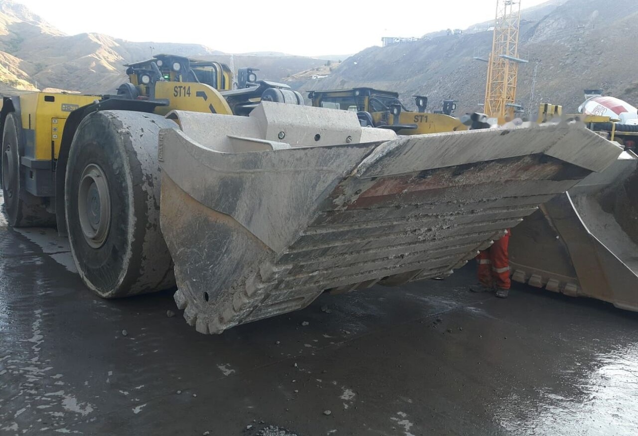 Atlas Copco Underground Mining Bucket(Push-Blade) - Balde carregador: foto 4 Atlas Copco Underground Mining Bucket(Push-Blade) - Balde carregador: foto 4