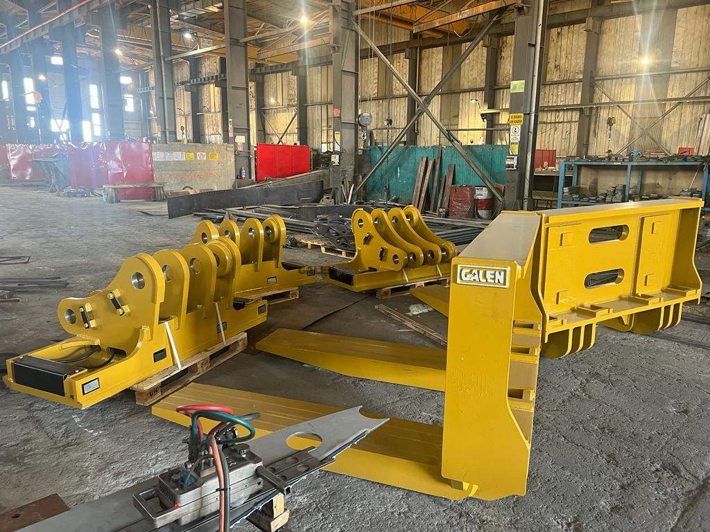 CATERPILLAR 988 Marble Attachments - Garfos para Pá carregadora de rodas: foto 2 CATERPILLAR 988 Marble Attachments - Garfos para Pá carregadora de rodas: foto 2