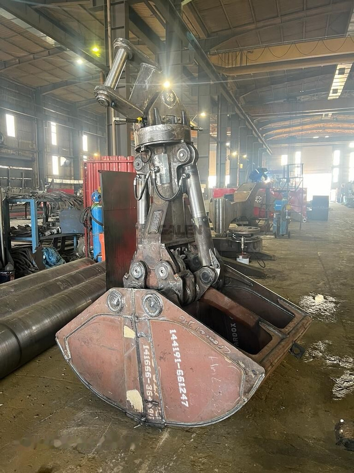 Liebherr R928 Clamshell Bucket - Balde de maxilas: foto 2 Liebherr R928 Clamshell Bucket - Balde de maxilas: foto 2