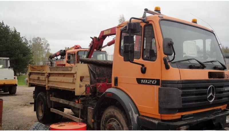 Mercedes-Benz 1820 - Camião basculante, Camião grua: foto 1 Mercedes-Benz 1820 - Camião basculante, Camião grua: foto 1