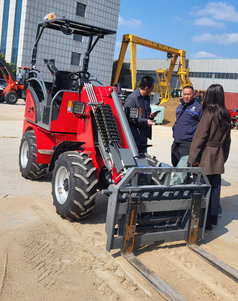 WCM-LT2110e - Pá carregadora de rodas: foto 1 WCM-LT2110e - Pá carregadora de rodas: foto 1