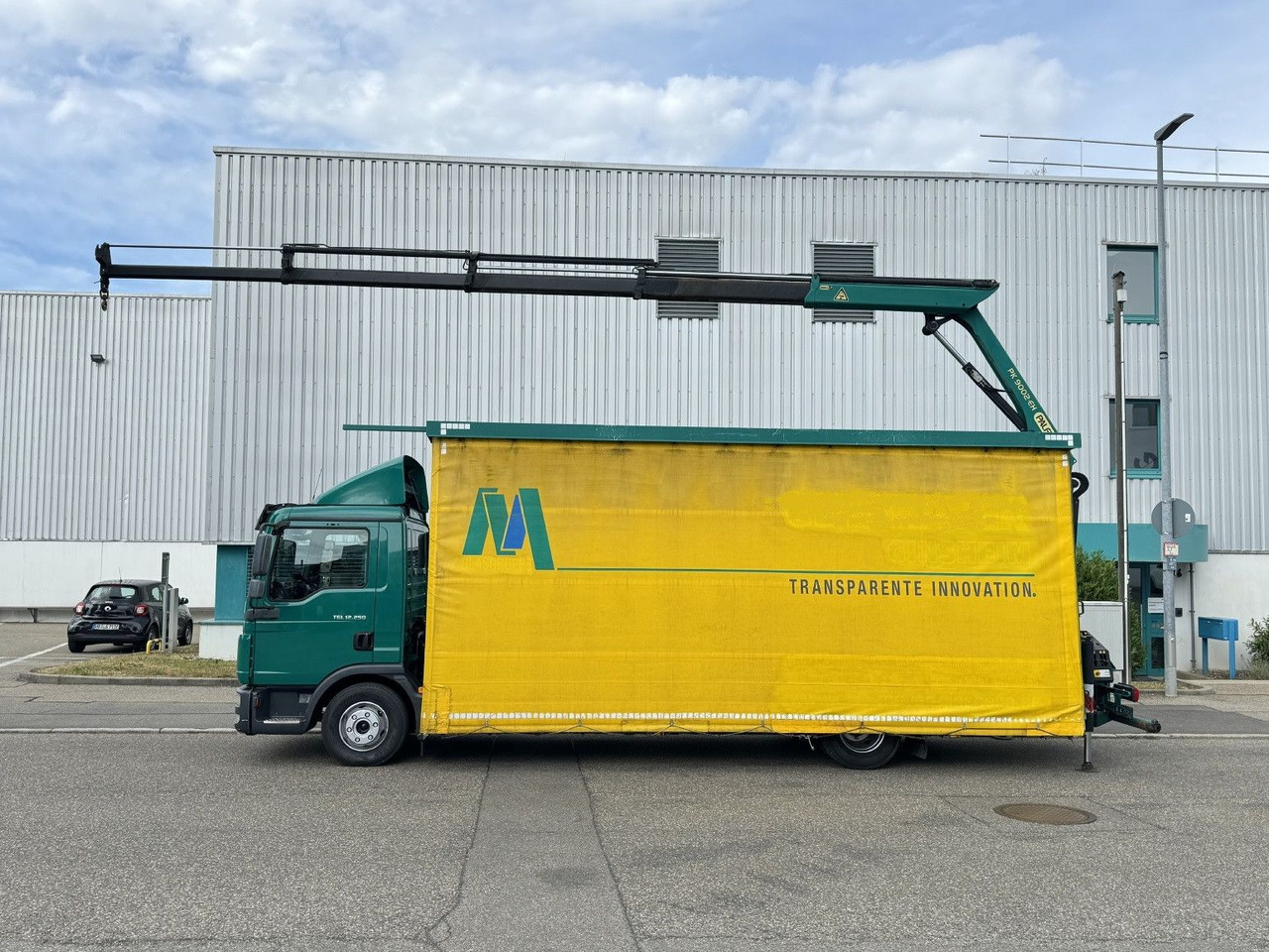 MAN TGL 12.250 Glastransport Kran PK9002 Funk Klima - Camião grua: foto 4 MAN TGL 12.250 Glastransport Kran PK9002 Funk Klima - Camião grua: foto 4