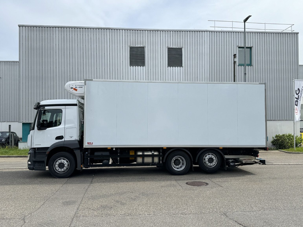 Mercedes-Benz Antos 2533L Kühlkoffer TK T-800R Lenkachse TOP - Camião frigorífico: foto 5 Mercedes-Benz Antos 2533L Kühlkoffer TK T-800R Lenkachse TOP - Camião frigorífico: foto 5