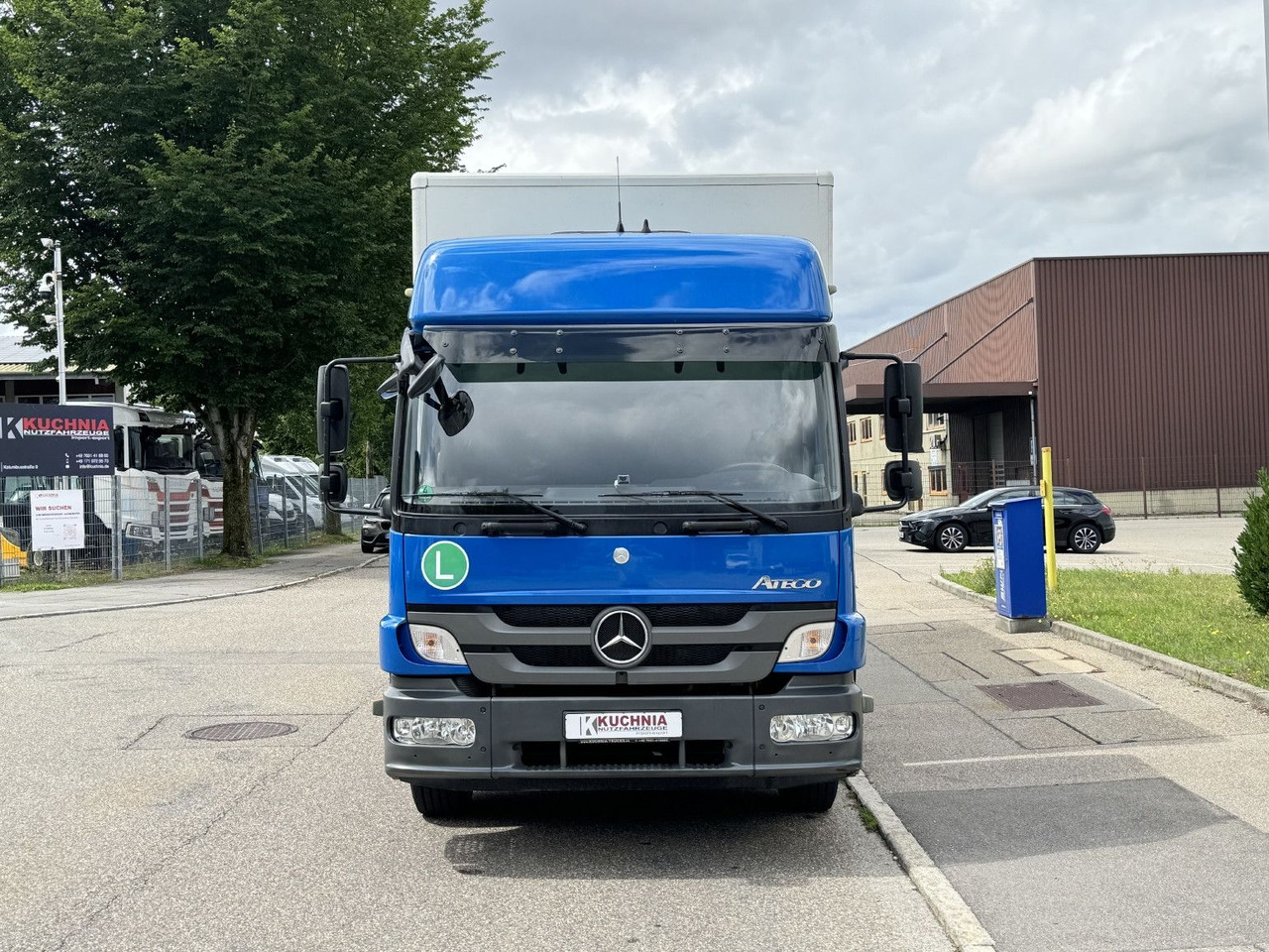 Mercedes-Benz Atego 1224 L Möbelkoffer GH 6-Sitze u-LBW Umzug - Camião furgão: foto 3 Mercedes-Benz Atego 1224 L Möbelkoffer GH 6-Sitze u-LBW Umzug - Camião furgão: foto 3