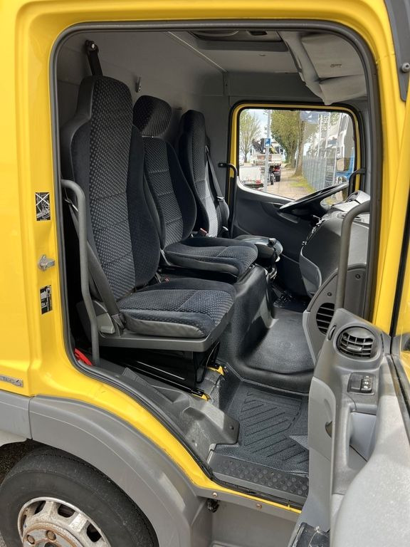 Locação financeira de Mercedes-Benz Atego 816L Möbelkoffer 6,15m LBW 3-Sitze Euro-5  Mercedes-Benz Atego 816L Möbelkoffer 6,15m LBW 3-Sitze Euro-5: foto 20