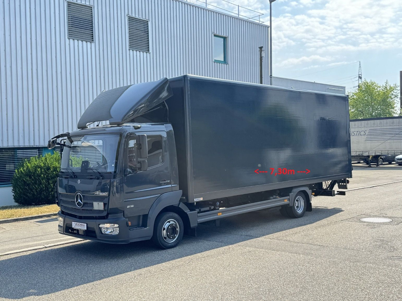 Mercedes-Benz Atego 818L Koffer 7,3m LBW Klima Automatik - Carrinha de contentor: foto 1 Mercedes-Benz Atego 818L Koffer 7,3m LBW Klima Automatik - Carrinha de contentor: foto 1
