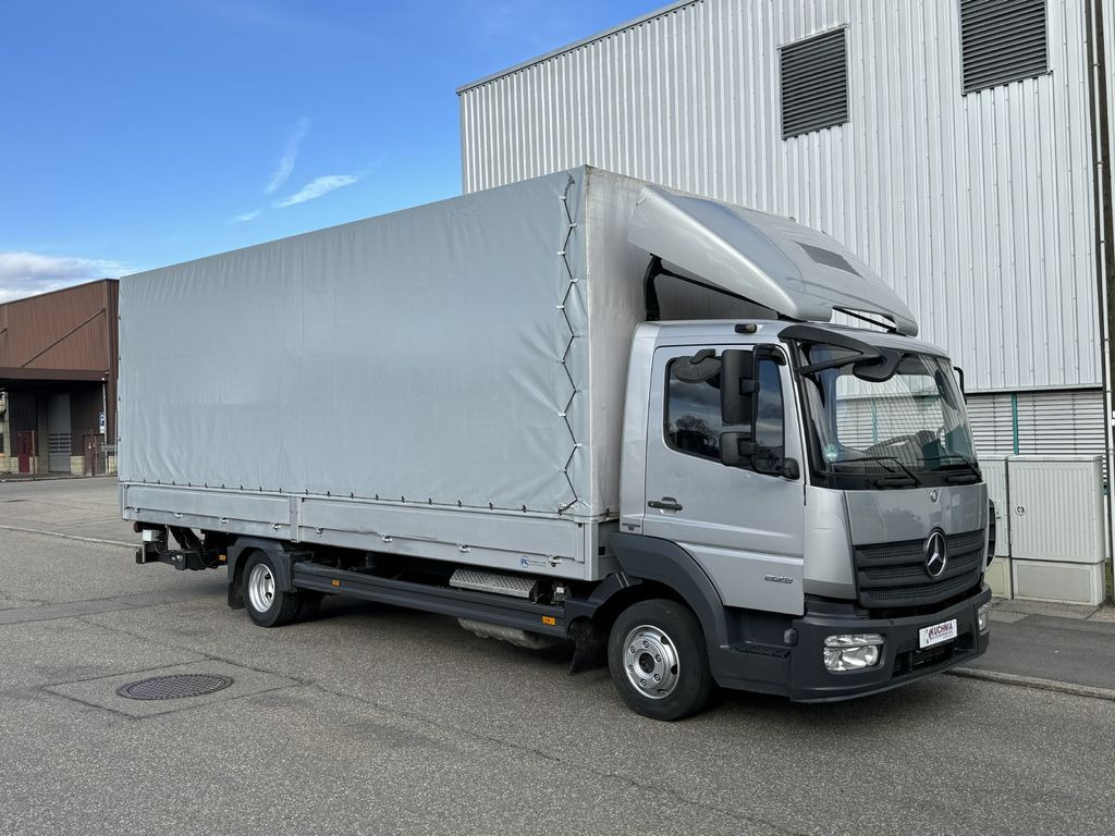 Mercedes-Benz Atego 823L Pritsche 7,2m LBW Klima Automatik - Carrinha de lona: foto 1 Mercedes-Benz Atego 823L Pritsche 7,2m LBW Klima Automatik - Carrinha de lona: foto 1