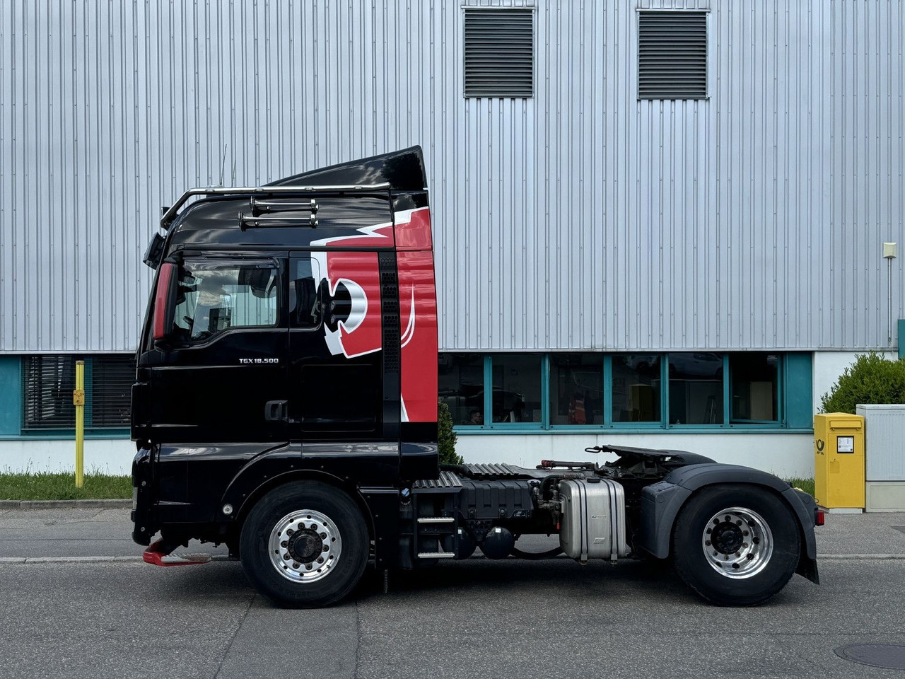 MAN TGX 18.500 4x4 Hydrodrive Hydraulik Motorschaden - Tractor: foto 4 MAN TGX 18.500 4x4 Hydrodrive Hydraulik Motorschaden - Tractor: foto 4