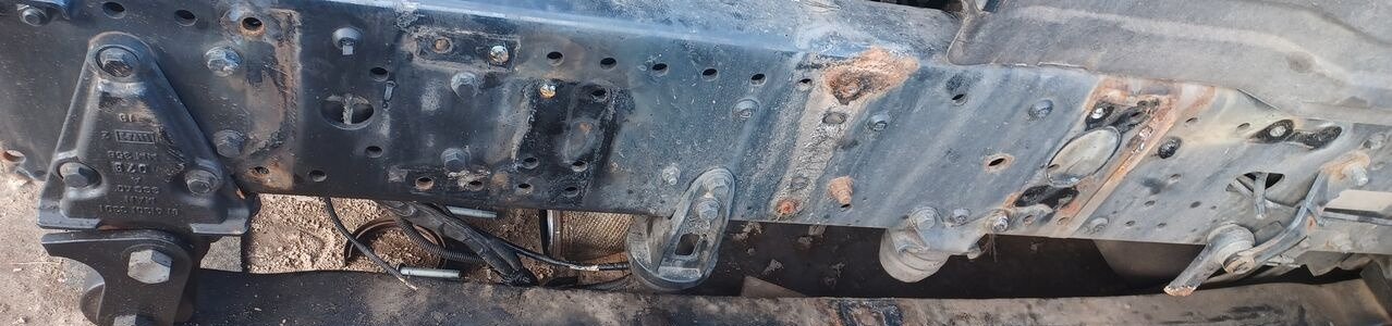 MAN 61434026326 MAN - Suspensão de molas/ Suspensão de lâminas para Camião: foto 1 MAN 61434026326 MAN - Suspensão de molas/ Suspensão de lâminas para Camião: foto 1