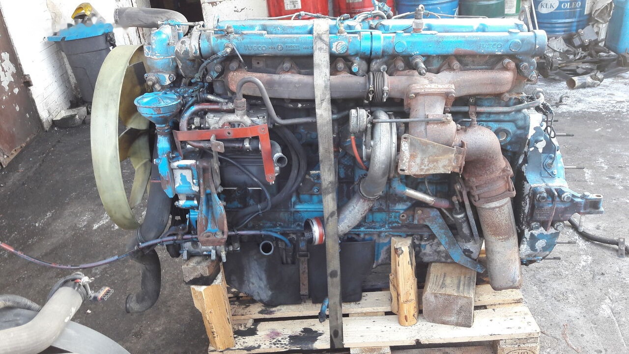 Renault Magirus 420 E2 Renault Magirus - Motor para Camião: foto 2 Renault Magirus 420 E2 Renault Magirus - Motor para Camião: foto 2