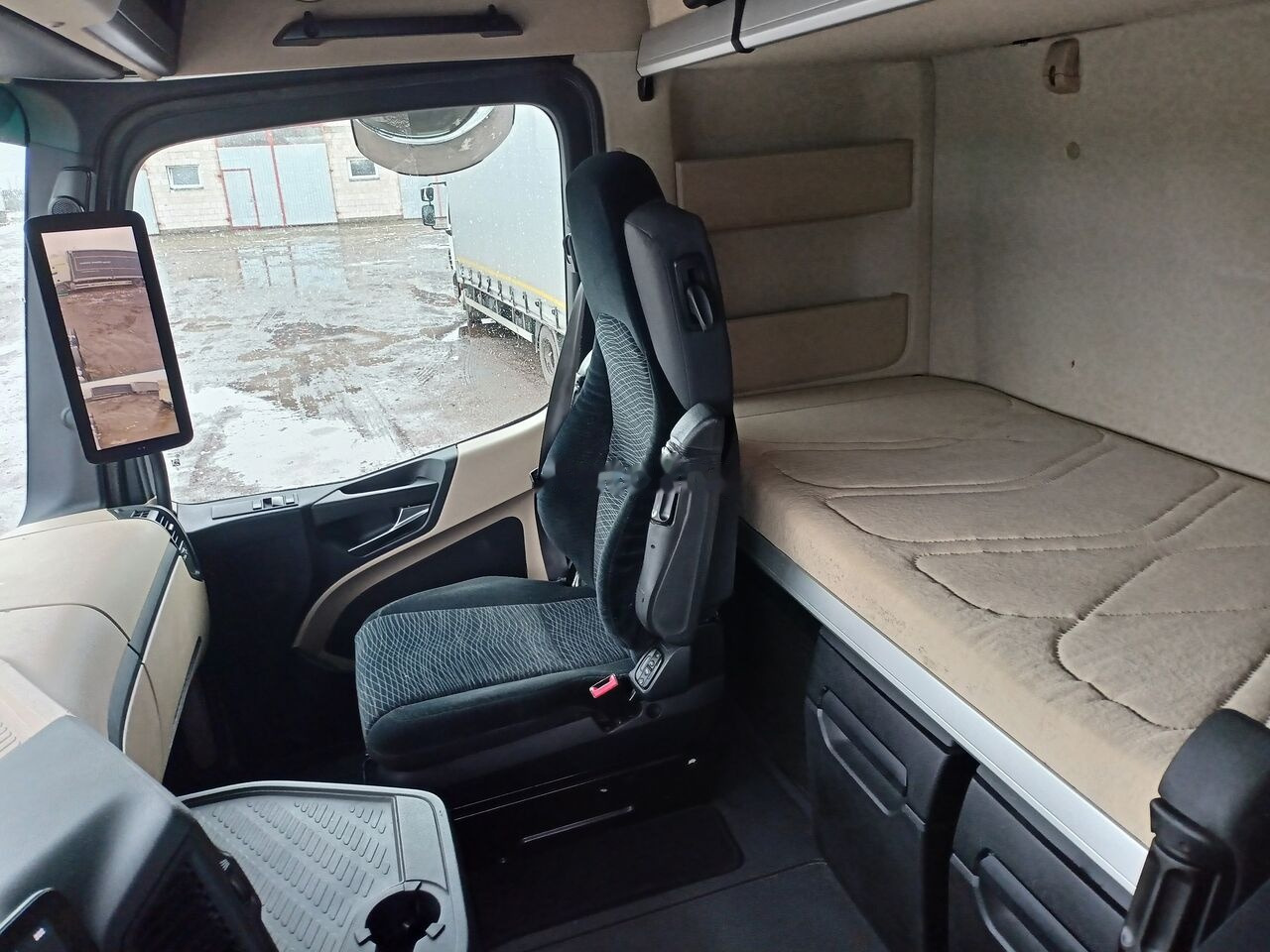 Mercedes-Benz Actros 2551 - Tractor: foto 4 Mercedes-Benz Actros 2551 - Tractor: foto 4