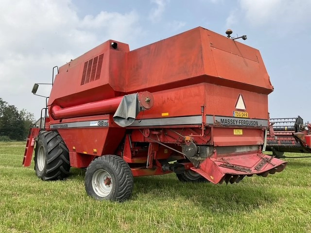 MASSEY FERGUSON 38RS - Ceifeira debulhadora: foto 5 MASSEY FERGUSON 38RS - Ceifeira debulhadora: foto 5