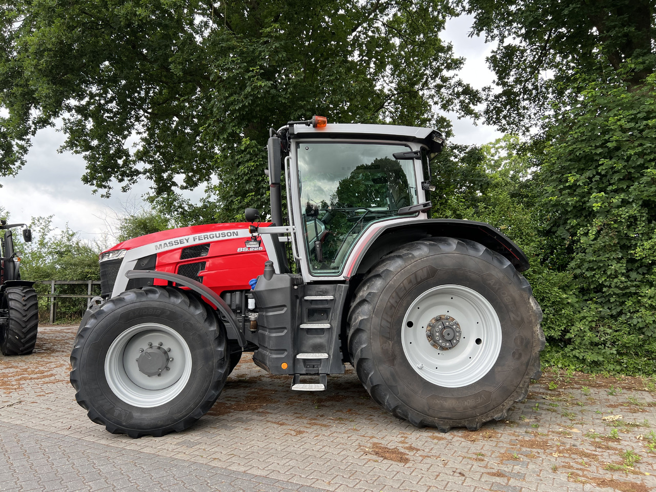 Massey Ferguson 8S.225 Dyne E-power - Trator: foto 2 Massey Ferguson 8S.225 Dyne E-power - Trator: foto 2