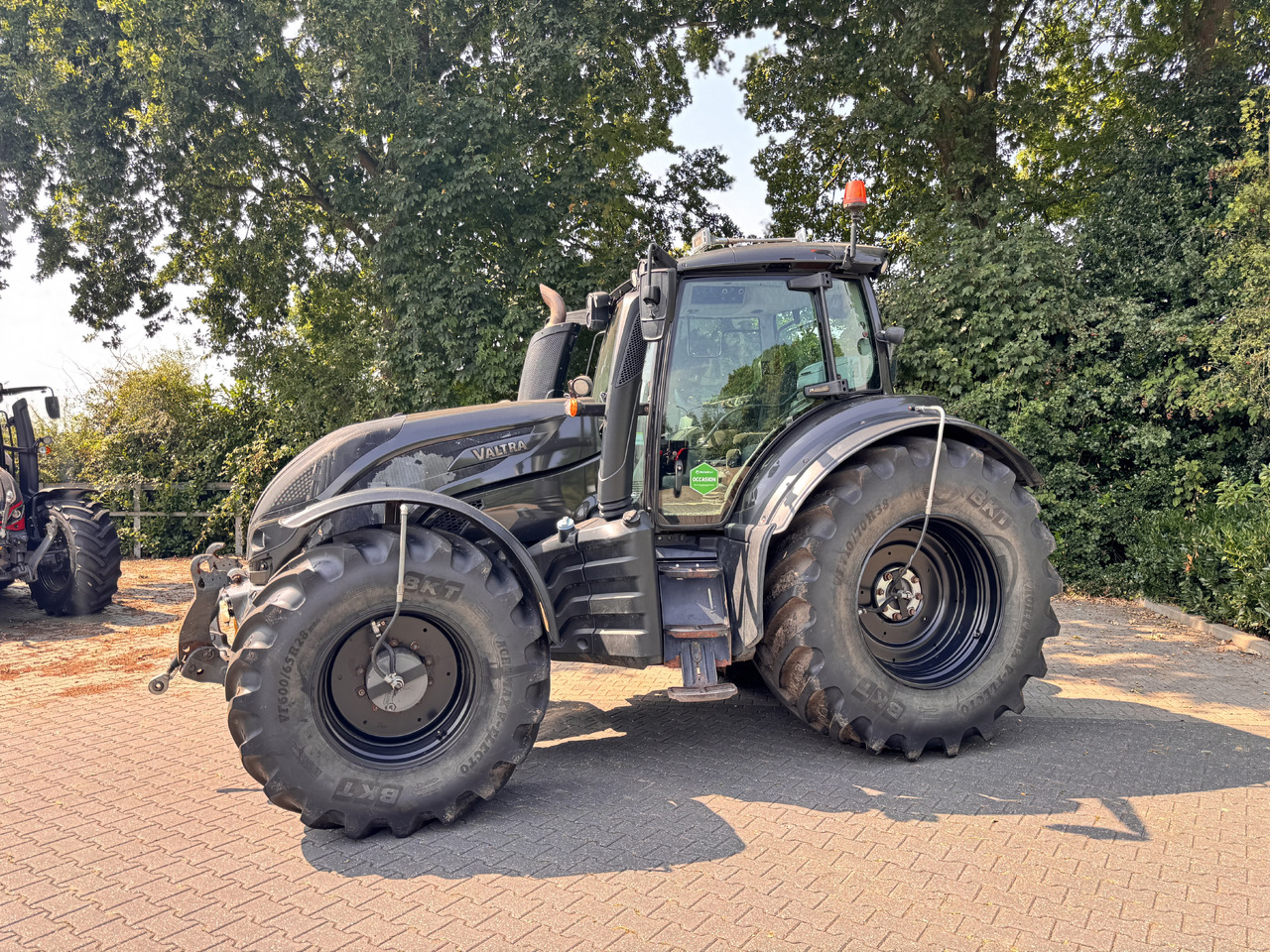 Valtra T214 Direct - Trator: foto 2 Valtra T214 Direct - Trator: foto 2