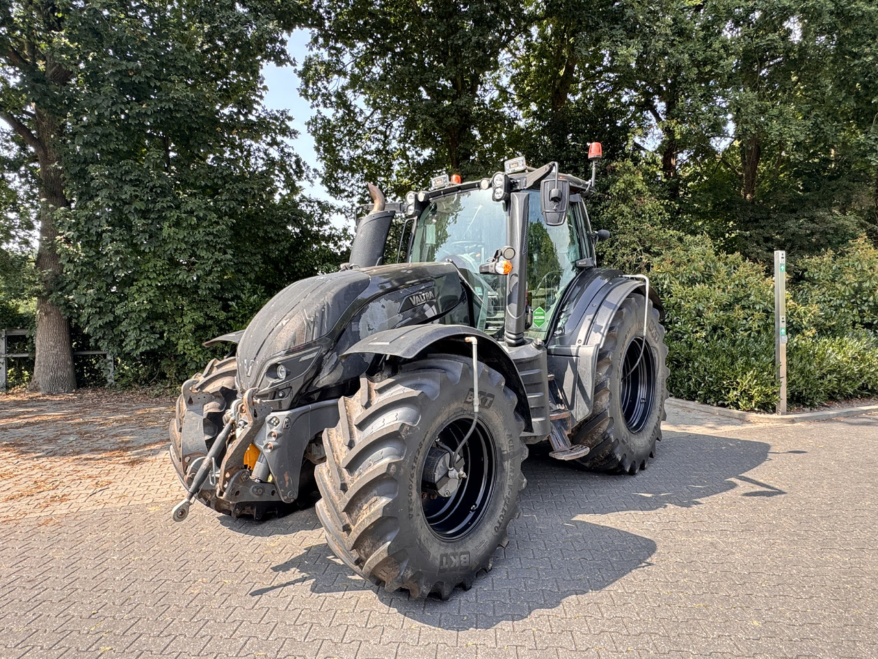 Valtra T214 Dorect - Trator: foto 1 Valtra T214 Dorect - Trator: foto 1
