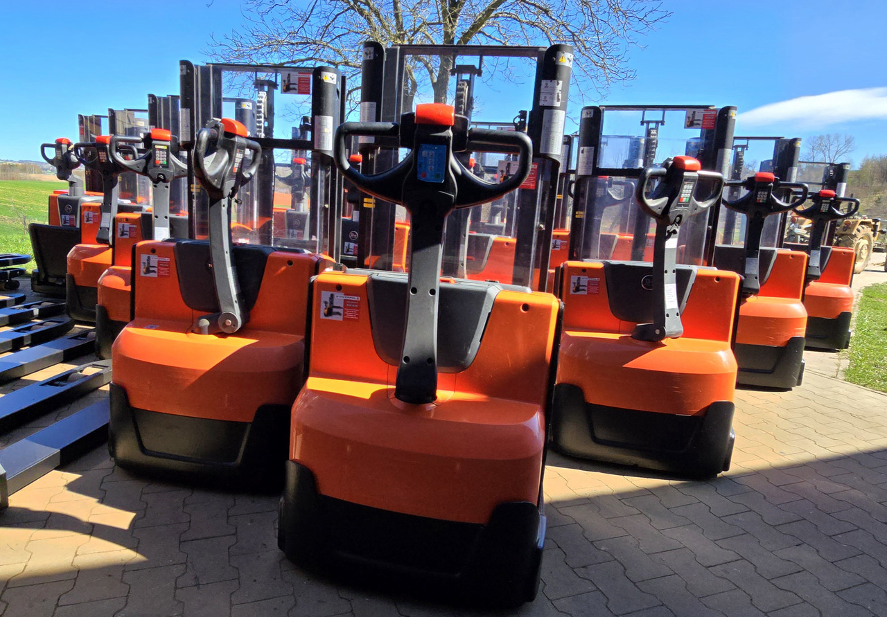 BT SWE 200 D Toyota - Stacker: foto 1 BT SWE 200 D Toyota - Stacker: foto 1