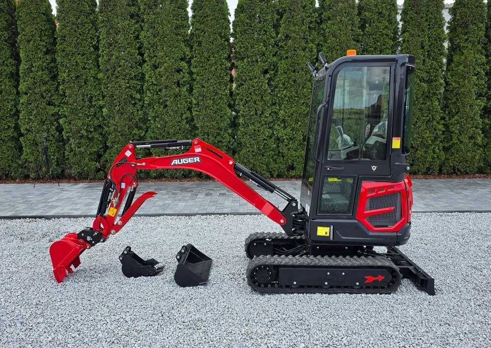 Kubota AUGER NM 18, silnik KUBOTA, ROZSUWANE PODWOZIE - Mini escavadeira: foto 5 Kubota AUGER NM 18, silnik KUBOTA, ROZSUWANE PODWOZIE - Mini escavadeira: foto 5