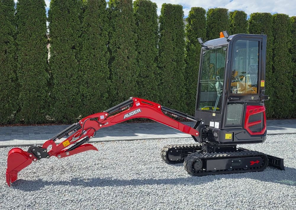 Kubota AUGER NM 18, silnik KUBOTA, ROZSUWANE PODWOZIE - Mini escavadeira: foto 4 Kubota AUGER NM 18, silnik KUBOTA, ROZSUWANE PODWOZIE - Mini escavadeira: foto 4