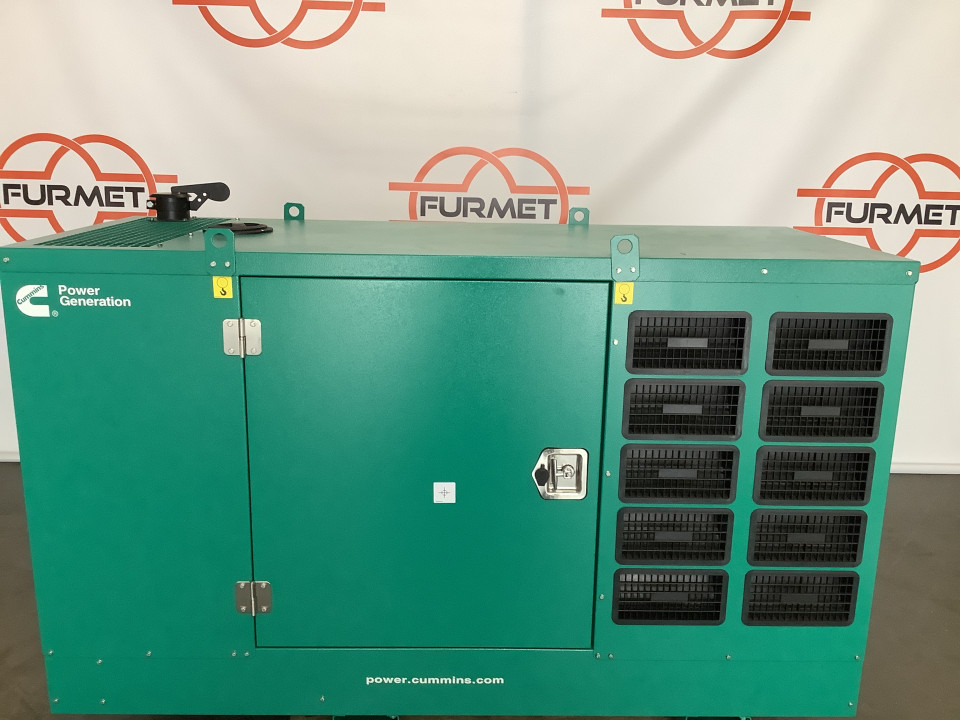 Cummins 55KVA Brand new. C22D5Q - Gerador elétrico: foto 1 Cummins 55KVA Brand new. C22D5Q - Gerador elétrico: foto 1