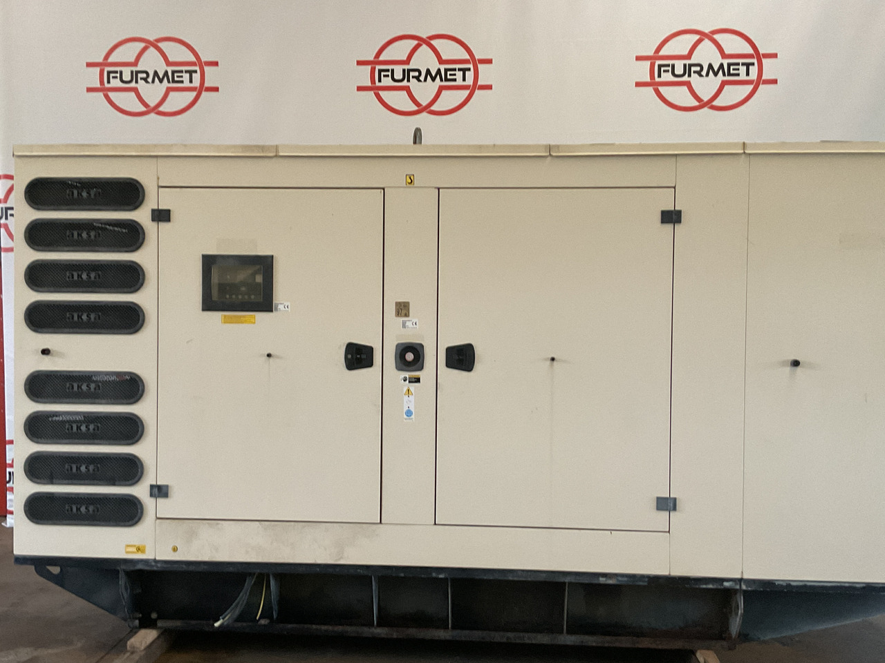 Doosan P158LE, 415KVA generatorset. Like brand new, low hours and complete - Gerador elétrico: foto 1 Doosan P158LE, 415KVA generatorset. Like brand new, low hours and complete - Gerador elétrico: foto 1