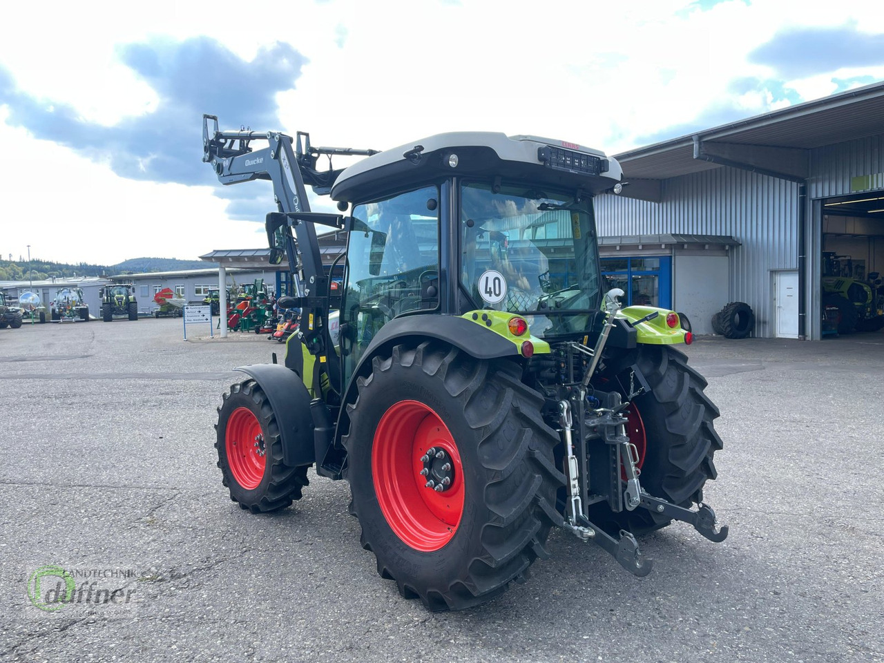 CLAAS Atos 220 C mit Quicke X3S Performance - Trator: foto 3 CLAAS Atos 220 C mit Quicke X3S Performance - Trator: foto 3
