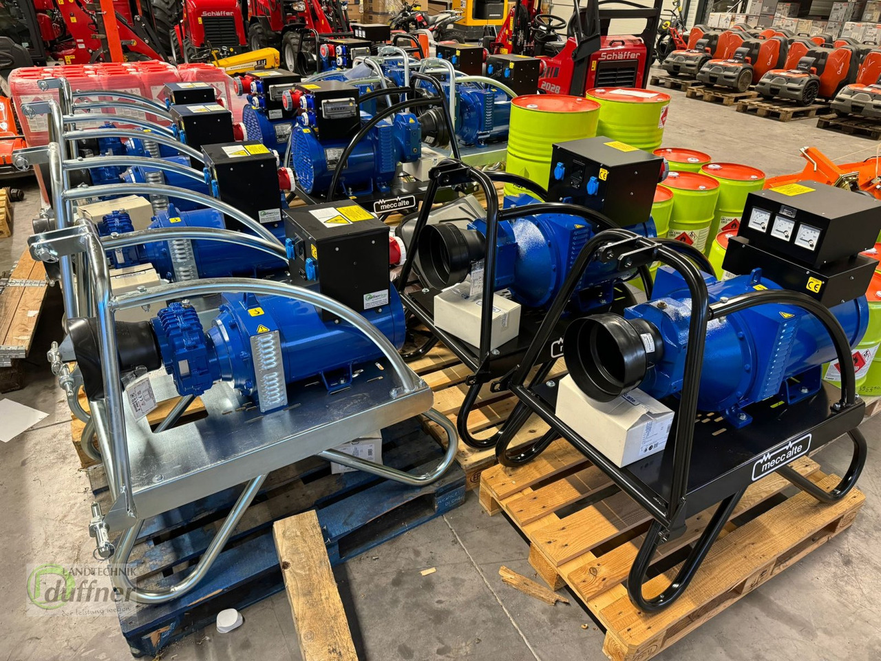 Mecc alte 24 bis 63 KvA - Gerador elétrico: foto 3 Mecc alte 24 bis 63 KvA - Gerador elétrico: foto 3